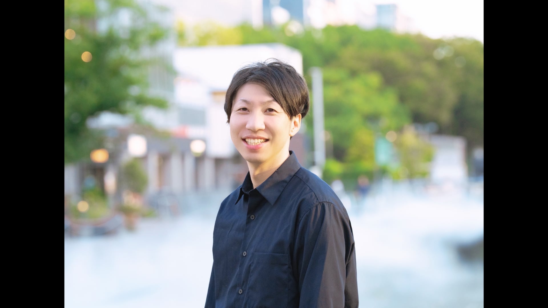村里 亮介